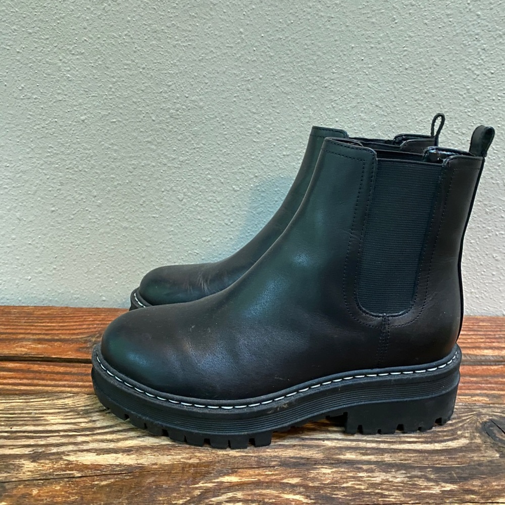 Marc Fisher Padmia Boots EUC